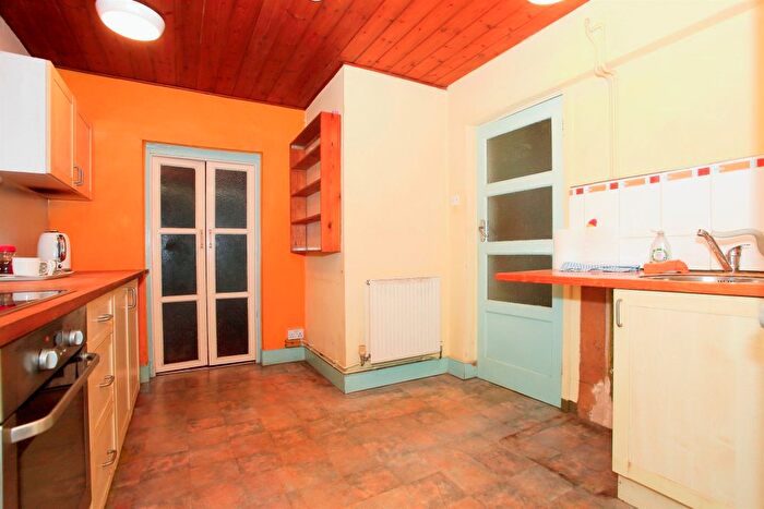 2 Bedroom Detached House For Sale In North Fen Road, Glinton, Peterborough, PE6