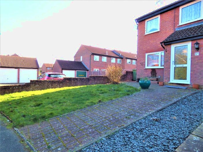 3 Bedroom End Of Terrace House To Rent In Sunbury Close, Bordon, Hampshire, GU35