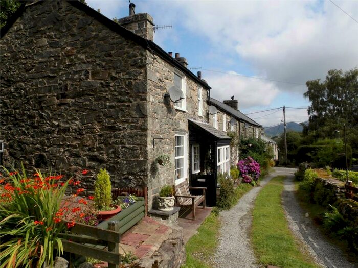 4 Bedroom Terraced House For Sale In Gellilydan Terrace, Gellilydan, Blaenau Ffestiniog, Gwynedd, LL41
