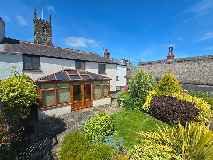 2 Bedroom Cottage For Sale In Dial Street, Winkleigh, Devon, EX19
