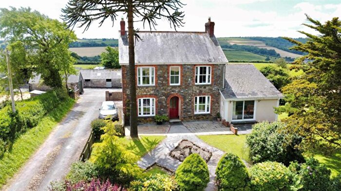 4 Bedroom Smallholding For Sale In Bwlchnewydd Road, Laugharne, SA33