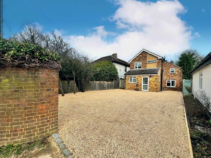 4 Bedroom Detached House To Rent In South Street, Wendover, Aylesbury, HP22