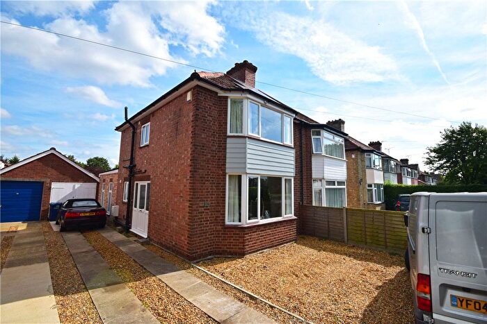 3 Bedroom Semi-Detached House To Rent In Kings Hedges Road, Cambridge, CB4