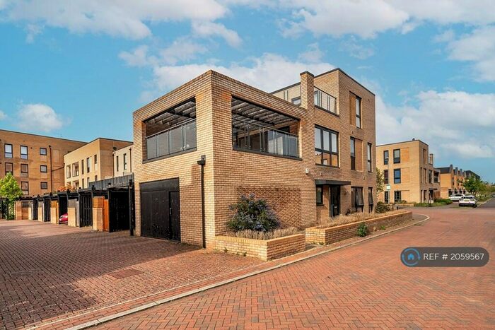 4 Bedroom End Of Terrace House To Rent In Whittle Avenue, Trumpington, Cambridge, CB2