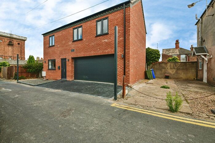 3 Bedroom Detached House For Sale In Grand Sluice Lane, Boston, PE21