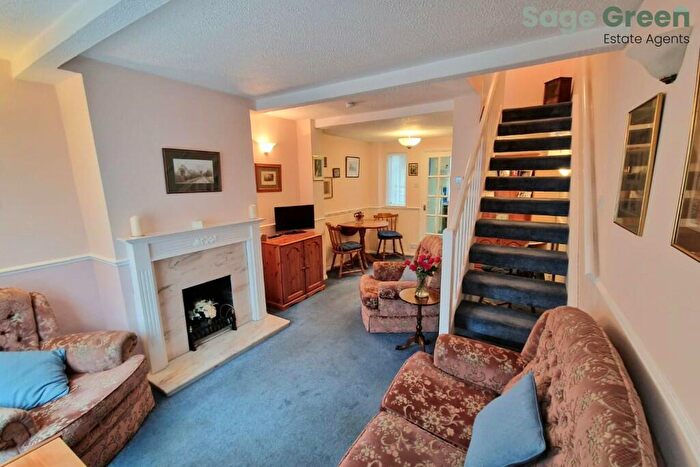 2 Bedroom Semi-Detached House For Sale In Queen Street, CO6