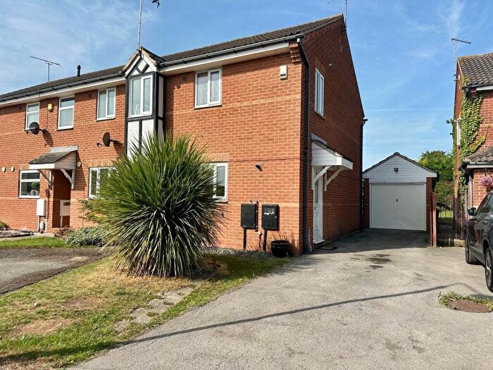 2 Bedroom Semi-Detached House To Rent In Beaumont Rise, Worksop, S80