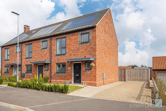 2 Bedroom End Of Terrace House For Sale In Dynham Road, Cringleford, NR4