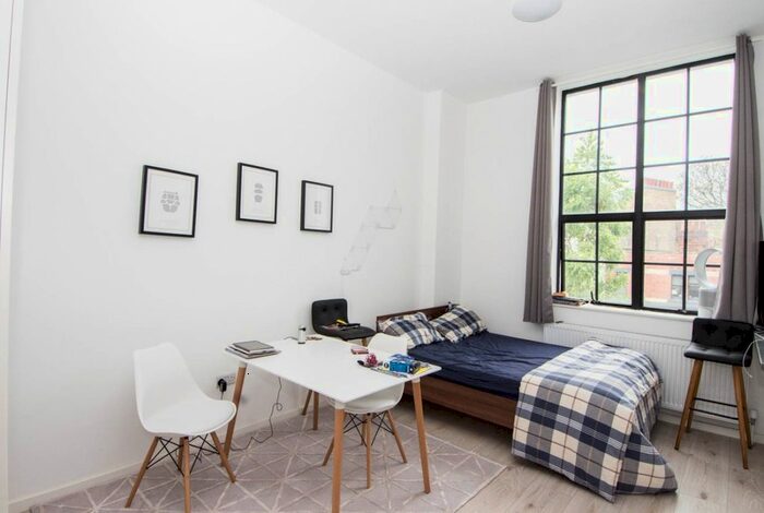 Studio To Rent In Holloway Road, Islington, N7