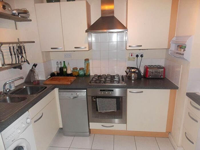 1 Bedroom Flat To Rent In Hacon Square, Richmond Road, London, E8