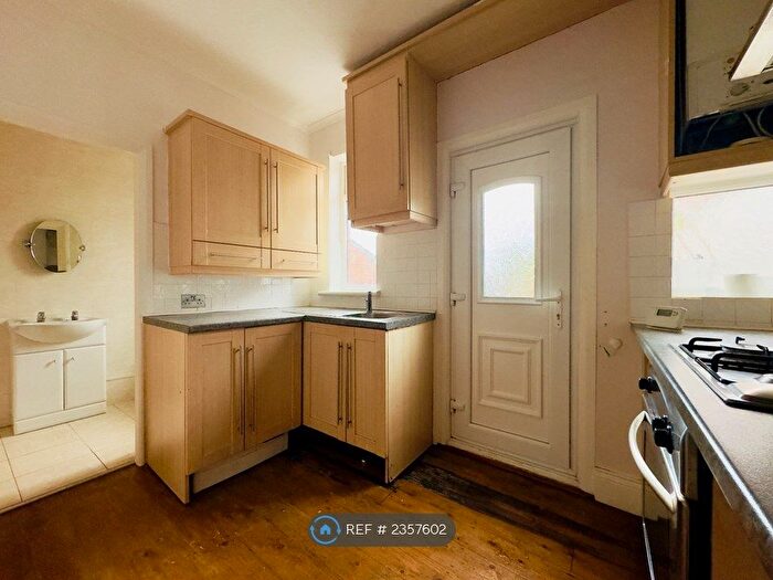 2 Bedroom End Of Terrace House To Rent In George Street, Gosforth, Newcastle Upon Tyne, NE3