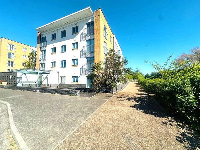 1 Bedroom Flat To Rent In Waxlow Way, Yeading/Northolt, UB5