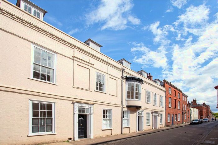 6 Bedroom Terraced House To Rent In Kingsgate Street, Winchester, Hampshire, SO23
