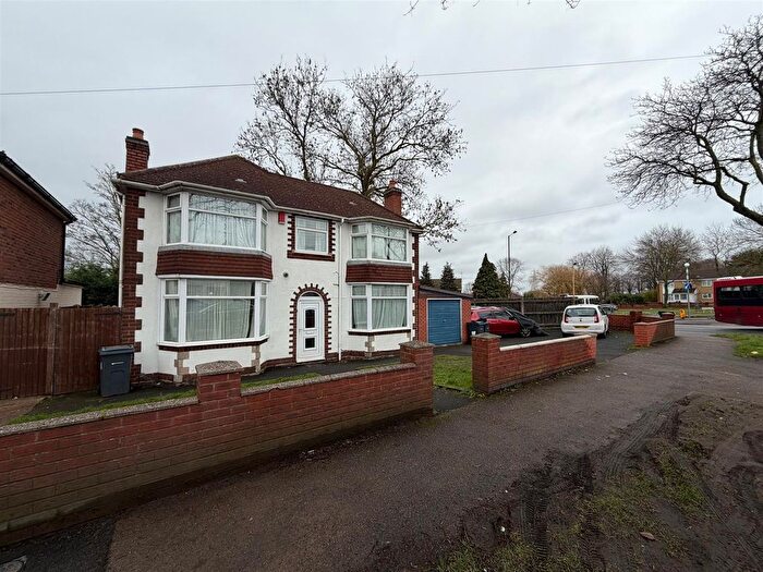 3 Bedroom Detached House For Sale In Farnhurst Road, Hodge Hill, Birmingham, B36