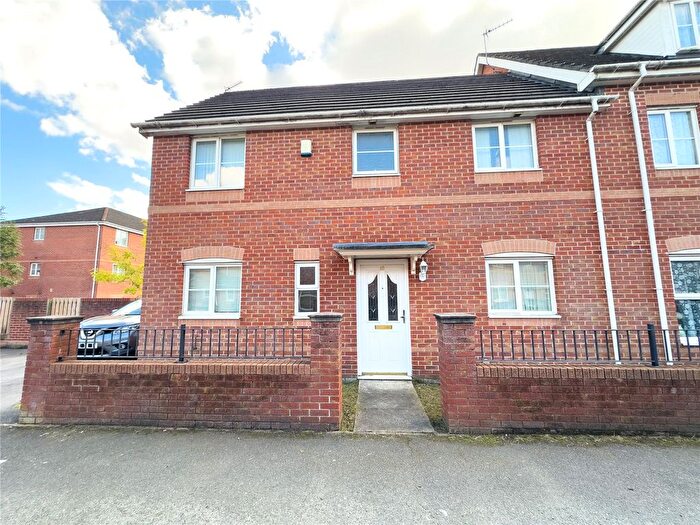 3 Bedroom End Of Terrace House For Sale In Leegrange Road, Blackley, Manchester, M9