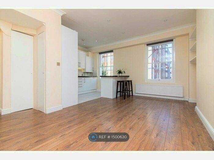 2 Bedroom Flat To Rent In Queensway, London, W2