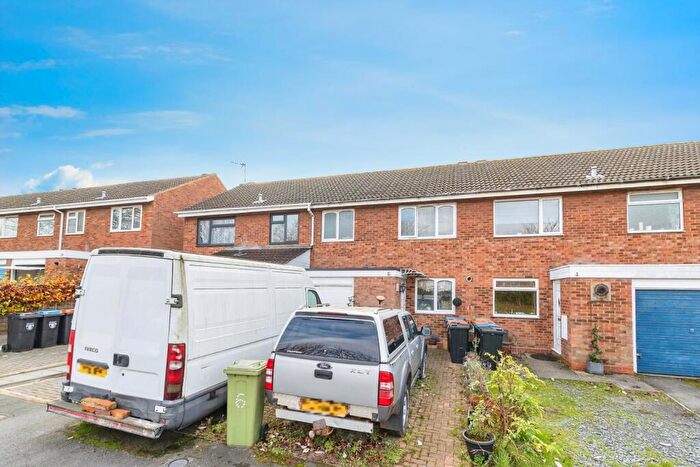 3 Bedroom Terraced House For Sale In Westhill, Stantonbury, Milton Keynes, Buckinghamshire, MK14