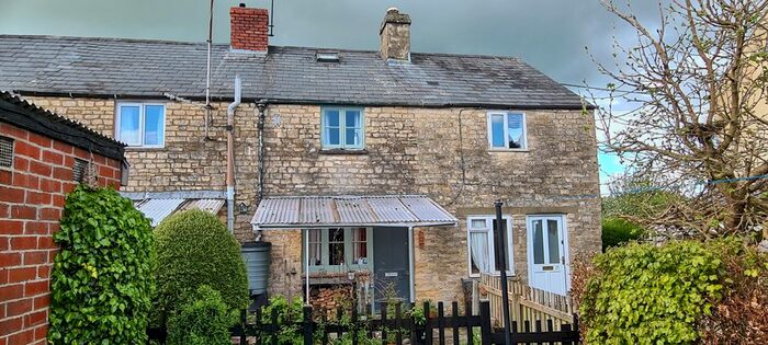 1 Bedroom Property For Sale In Barnway, Cirencester, Gloucestershire, GL7