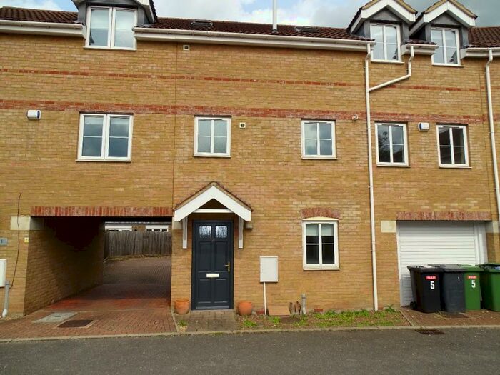 1 Bedroom Terraced House To Rent In Phoenix Close, Peterborough, Cambridgeshire, PE2