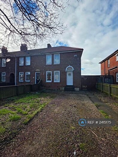 3 Bedroom Semi-Detached House To Rent In Whickham View, Newcastle Upon Tyne, NE15