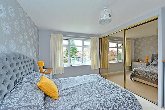 3 Bedroom Detached House For Sale In Lyncroft Avenue, Ripley, DE5