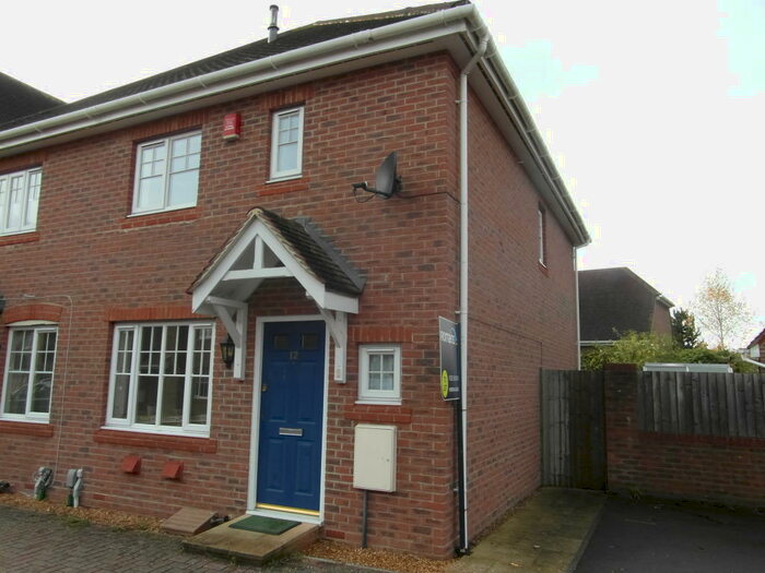 3 Bedroom Semi-Detached House To Rent In Wintney Street, Fleet, GU51