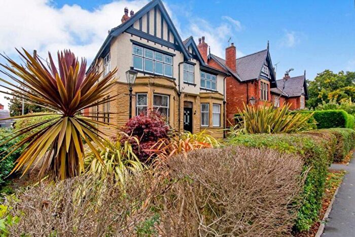 5 Bedroom Detached House For Sale In Stone House, Witham Road, Woodhall Spa, LN10