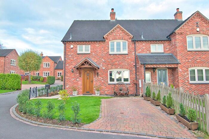 3 Bedroom Semi-Detached House For Sale In Saracens Court, Brailsford, DE6