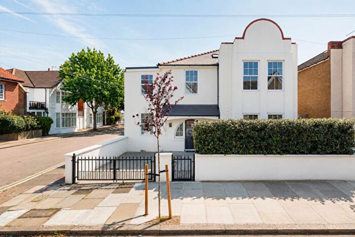 4 Bedroom Detached House For Sale In Leinster Avenue, East Sheen, SW14