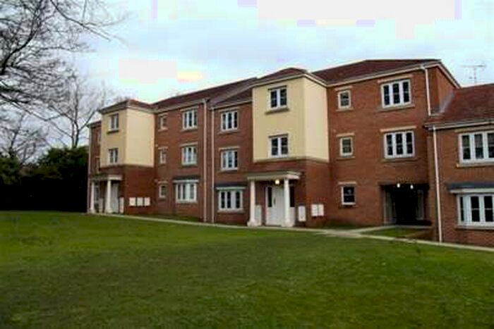 2 Bedroom Flat To Rent In Lane End View, Rotherham, S60.