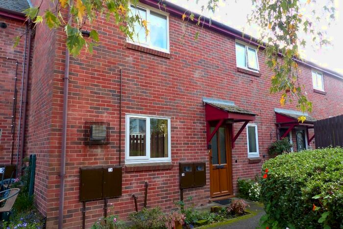 2 Bedroom Retirement Property For Sale In Henmore Place, Ashbourne, Derbyshire, DE6