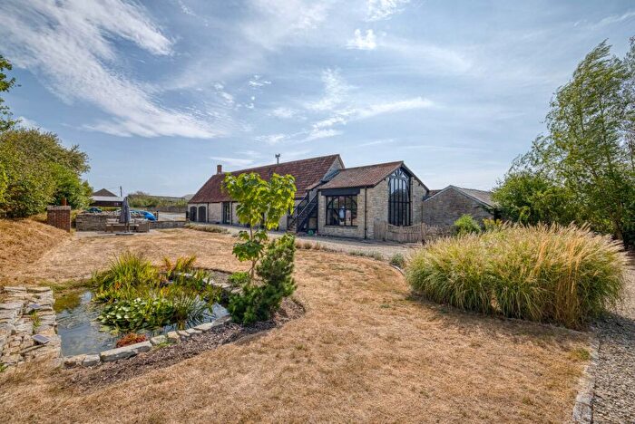 4 Bedroom Barn Conversion For Sale In Lovington, Somerset, BA7