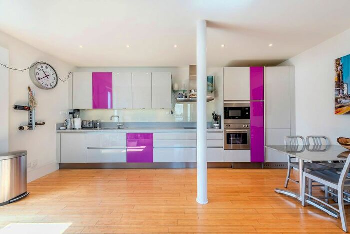 3 Bedroom Flat To Rent In Wild Street, Covent Garden, London WC2B