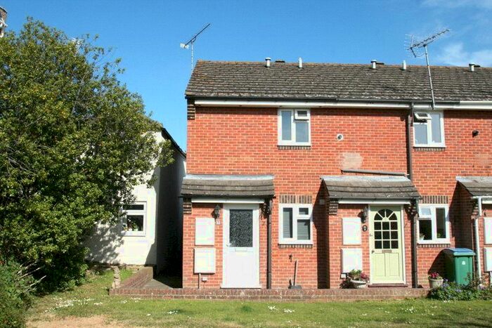 2 Bedroom End Of Terrace House To Rent In Hampton Court, River Road, Littlehampton, West Sussex, BN17