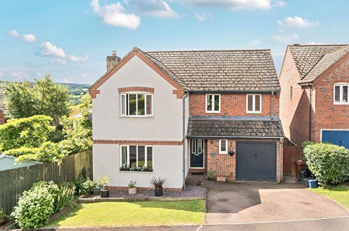 4 Bedroom Detached House For Sale In Barns Close, Bradninch, Exeter, Devon, EX5