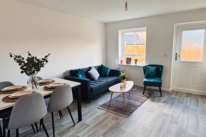 3 Bedroom Semi-Detached House For Sale In Lords Close, Giggleswick, BD24