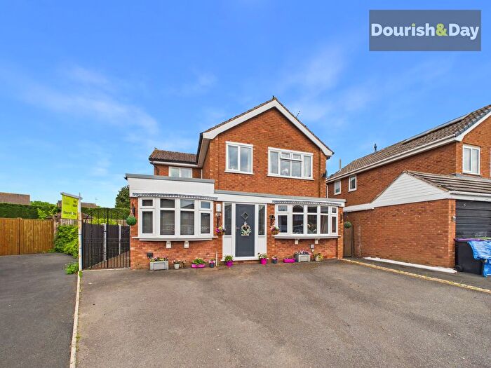 4 Bedroom Detached House For Sale In Glendon Close, Market Drayton, TF9