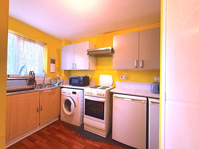 Block Of Flats For Sale In Porter Close, West Thurrock, RM20