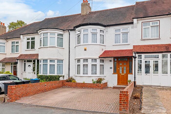 3 Bedroom Terraced House For Sale In Elgin Road, Croydon, CR0
