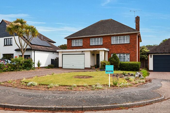 4 Bedroom Detached House For Sale In Weare Gifford, Shoeburyness, Southend-On-Sea, SS3