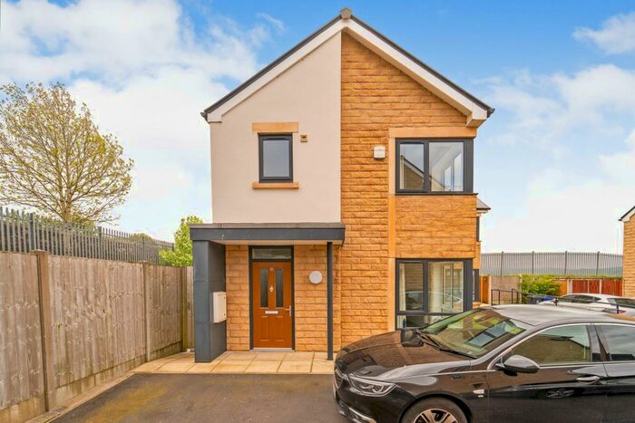 3 Bedroom Semi-Detached House To Rent In Mclindon Court, Burnley, Lancashire, BB10