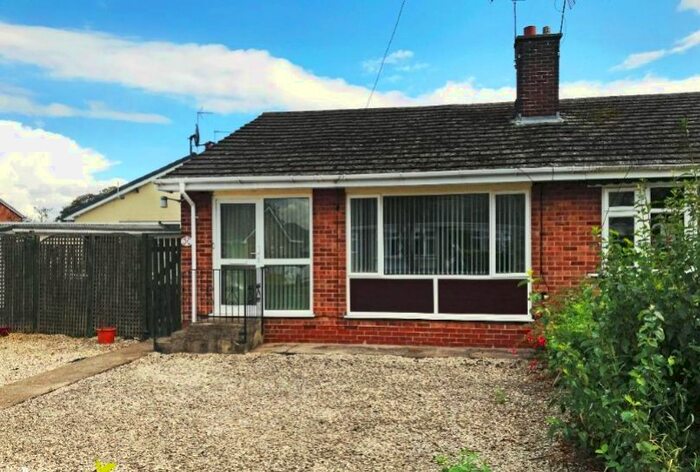 2 Bedroom Semi-Detached Bungalow To Rent In Mill Rise, Skidby, Cottingham, HU16