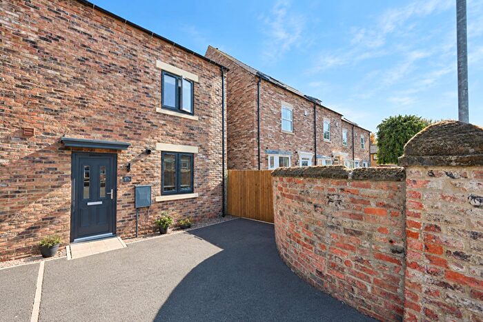 2 Bedroom End Of Terrace House For Sale In Priest Lane, Ripon, HG4