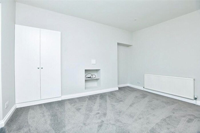 1 Bedroom Flat To Rent In Ford Park Road, Plymouth, Devon, PL4