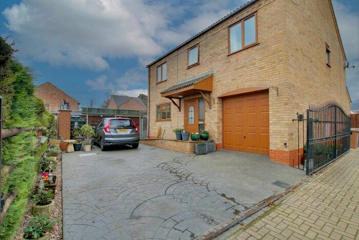 4 Bedroom Detached House For Sale In Woodville Drive, March, PE15