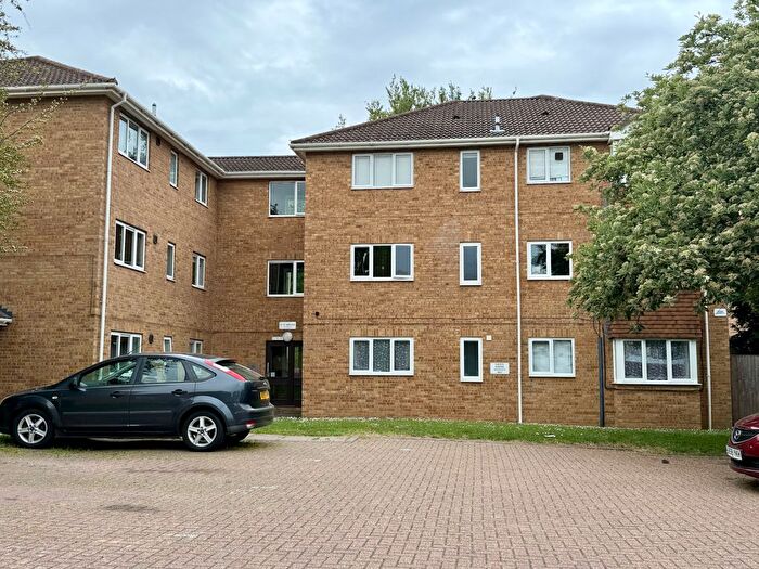 1 Bedroom Flat For Sale In Bond Road, Gillingham, ME8