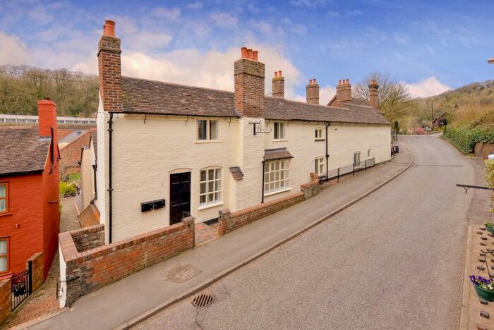 1 Bedroom Flat To Rent In Wellington Road, Coalbrookdale, TF8