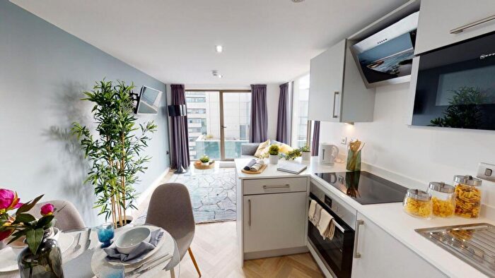 2 Bedroom Flat To Rent In Drury Lane, Liverpool, L2