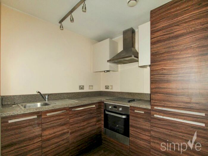 2 Bedroom Flat To Rent In Trs Apartments, The Green, Southall, UB2