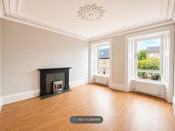 1 Bedroom Flat To Rent In East Princes St, Helensburgh, G84